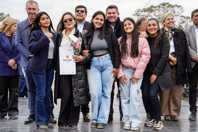 203c93444eafb695e11b1b5988796af5_L