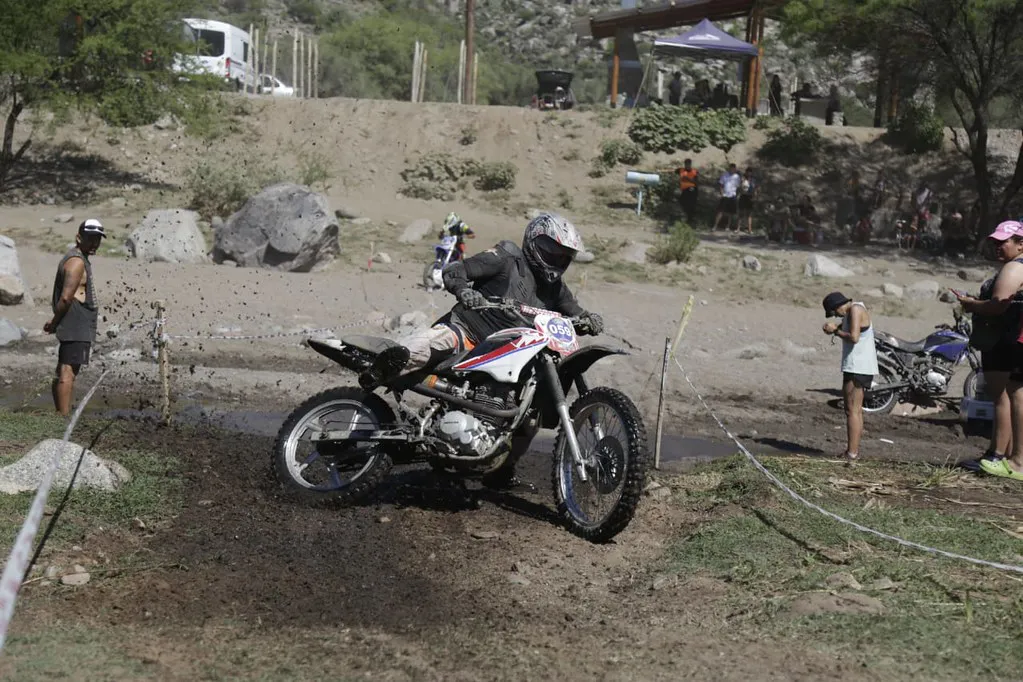 54318550406_82b4e6b0f4_b